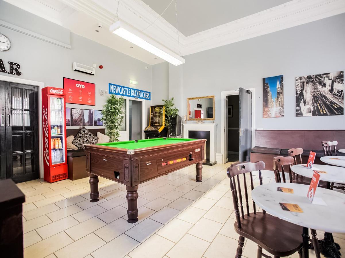Newcastle West Hotel & Bar Екстер'єр фото